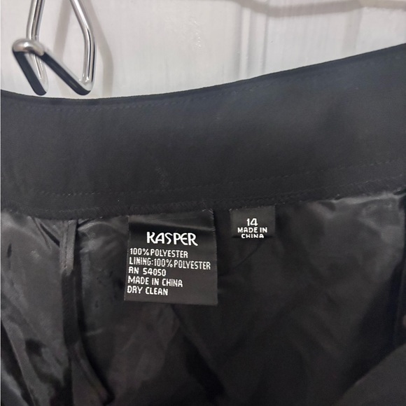 Kasper black lined dress pants. Size 14 - Picture 2 of 6